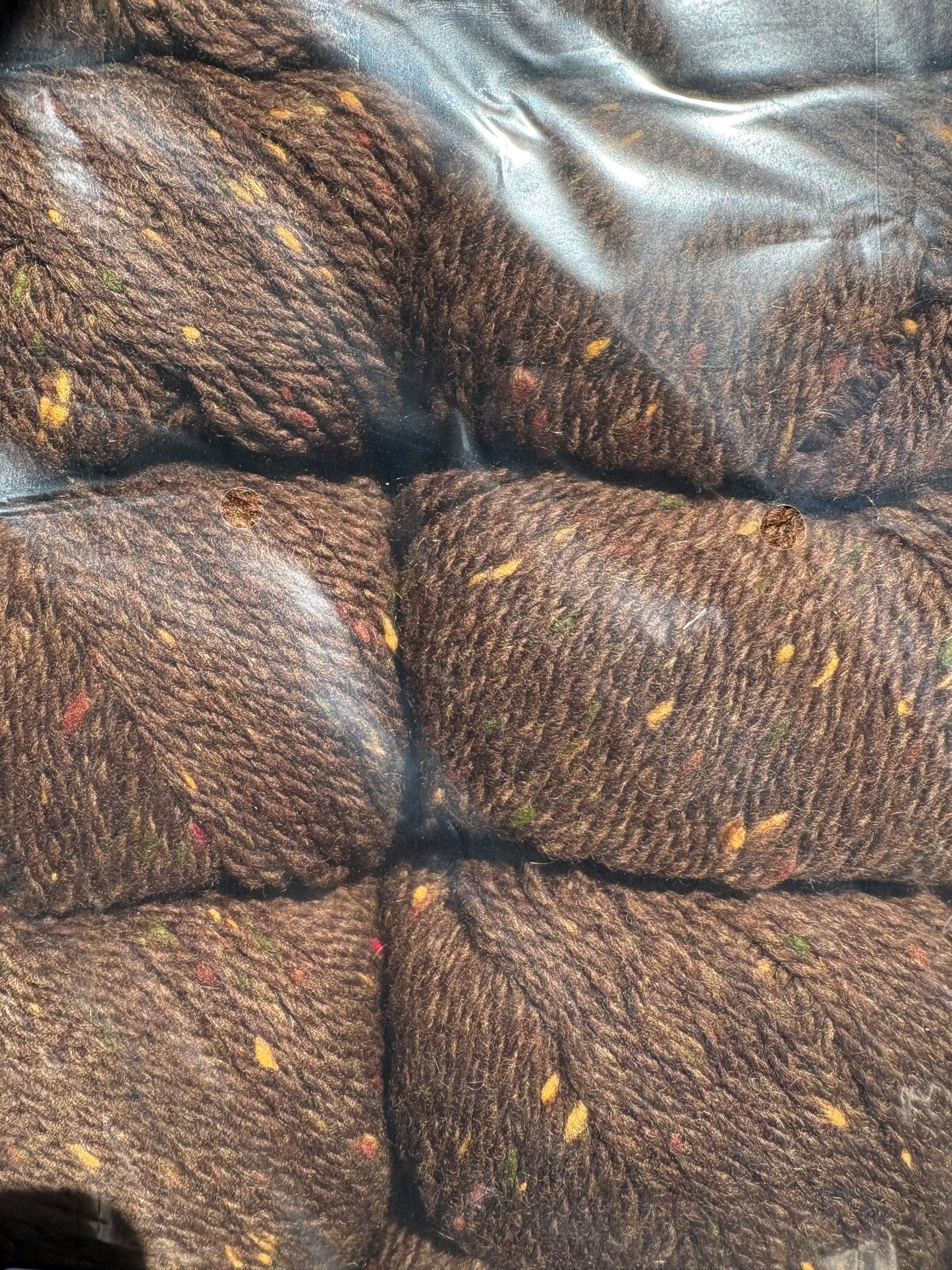 SUPER TWEED - 95% laine fine • 5% kid mohair
