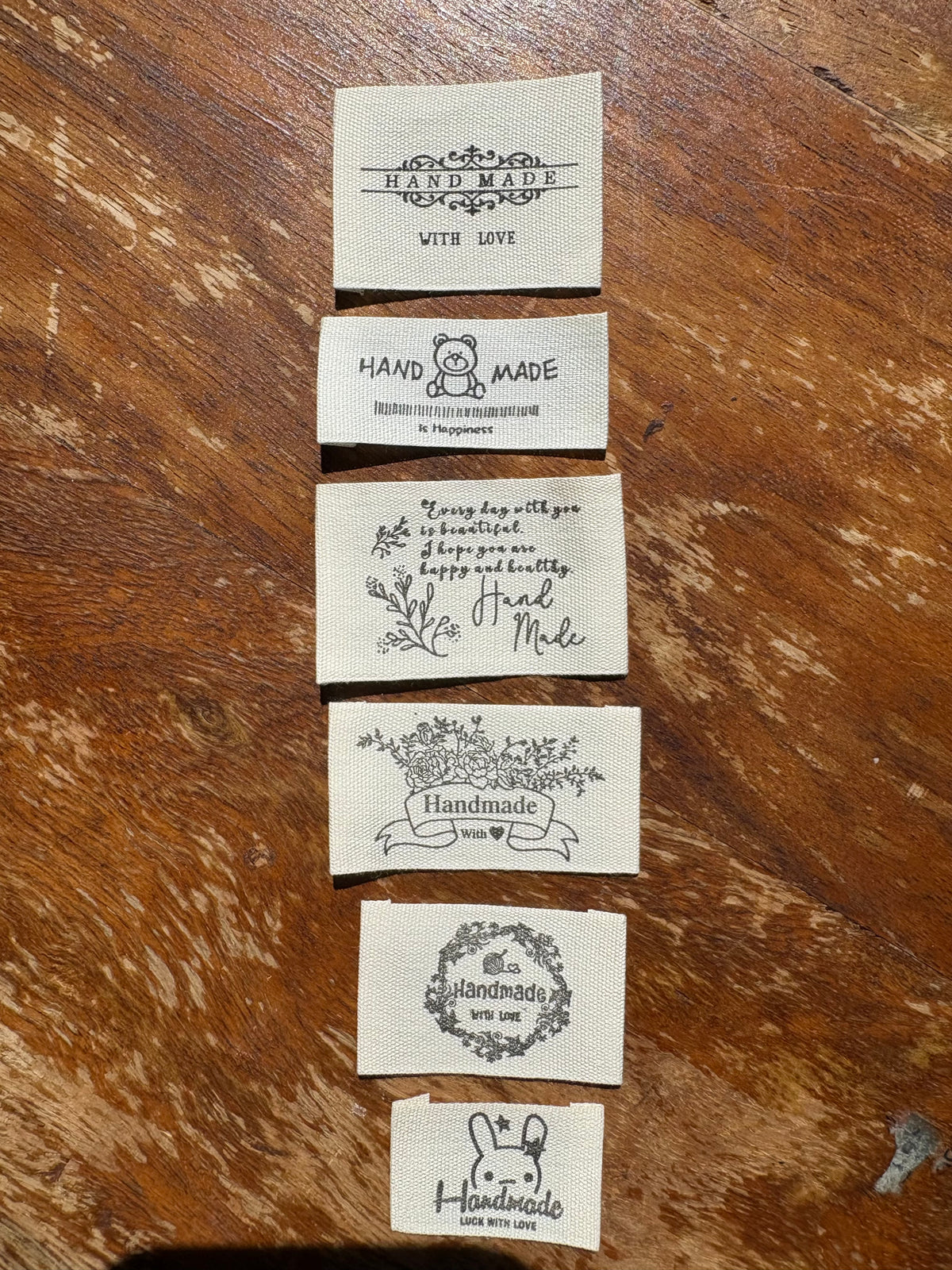 Etiquettes écru