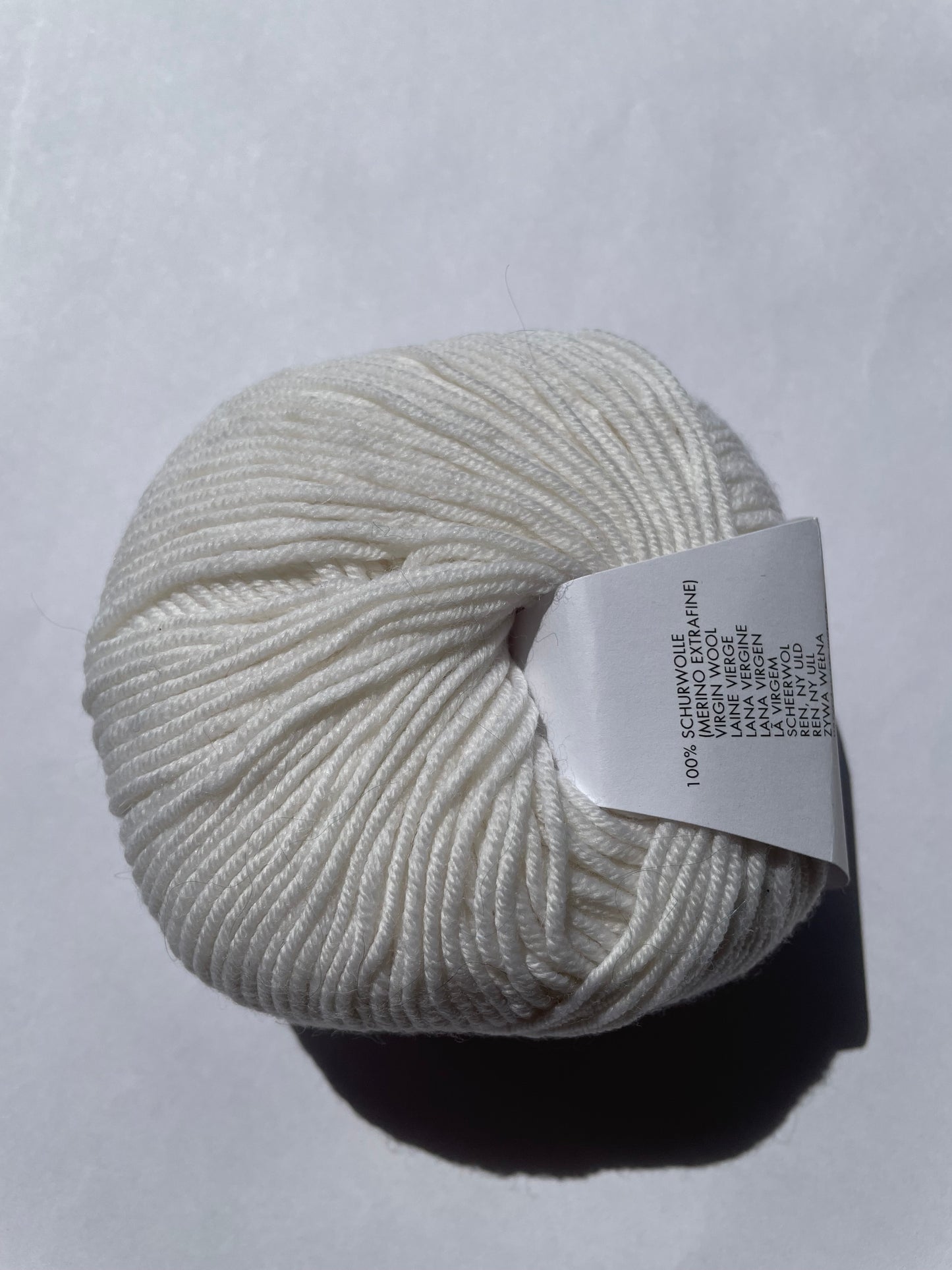 Merino 120 - 100 % merino extrafine superwash