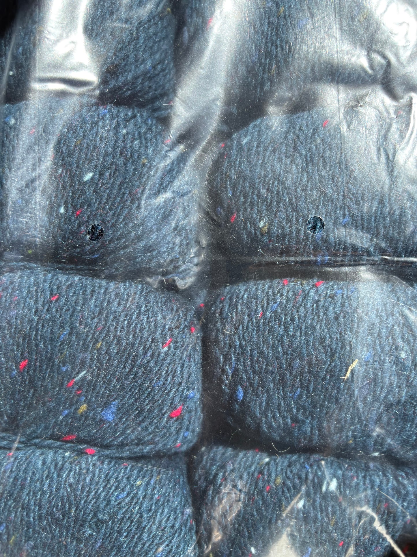 SUPER TWEED - 95% laine fine • 5% kid mohair