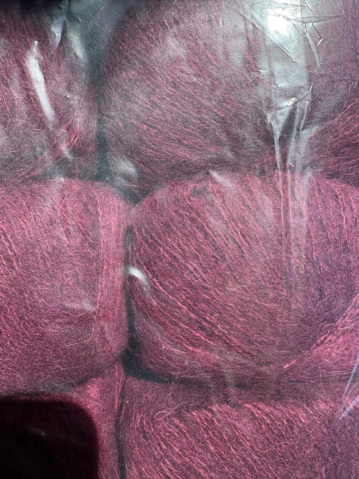 Zen - 35% Laine vierge (Merino superfine) 35% Alpaga (Suri Alpaca) 30% Soie