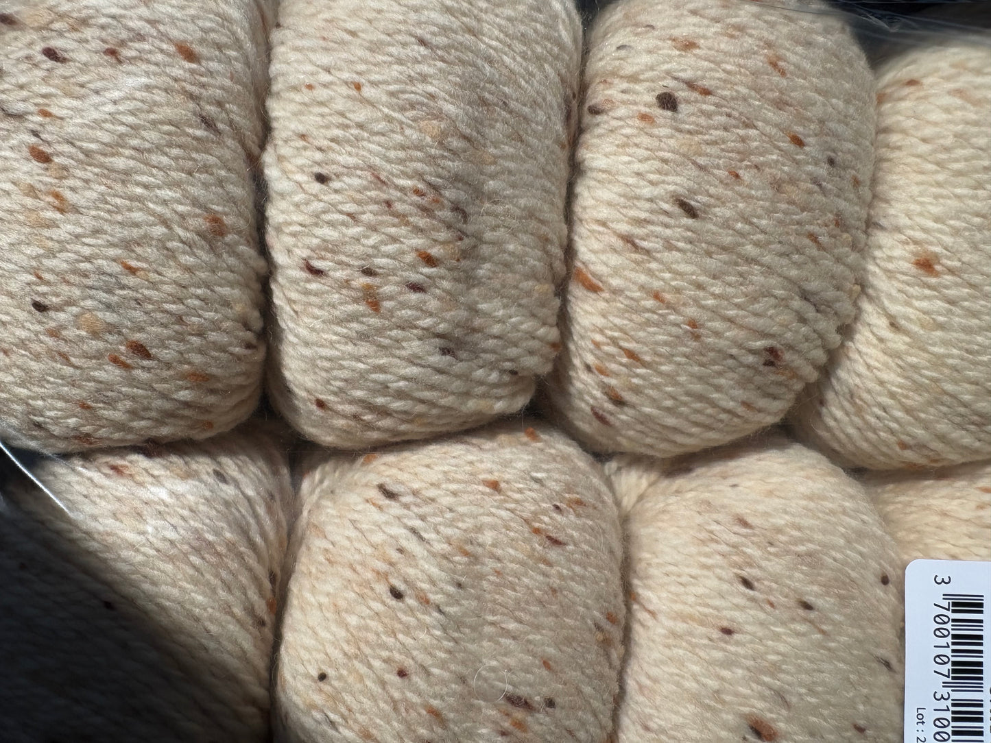 SUPER TWEED - 95% laine fine • 5% kid mohair