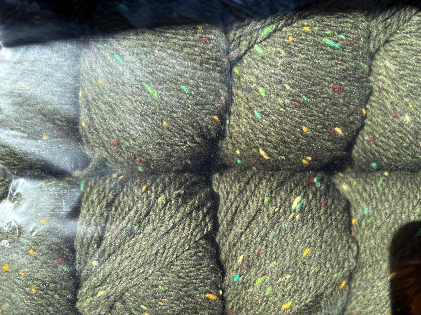 SUPER TWEED - 95% laine fine • 5% kid mohair