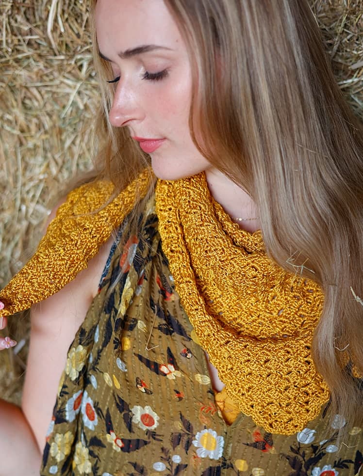 Patron châle au crochet en Lilium